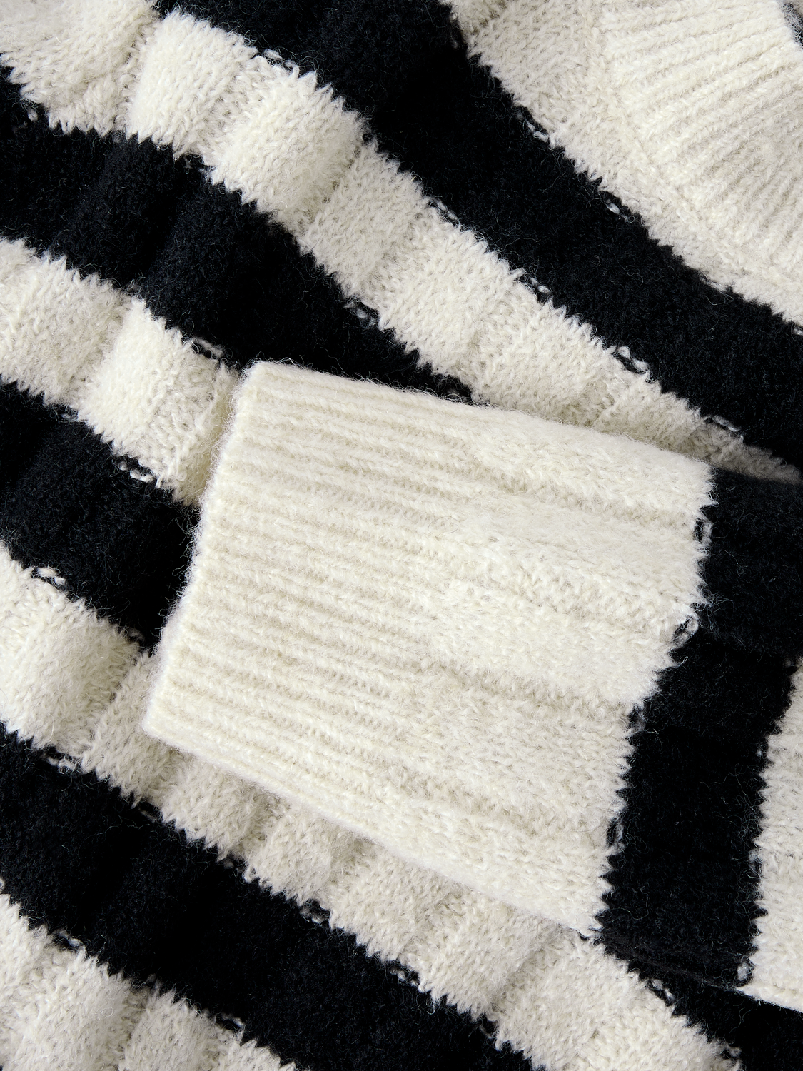 model_shot-front_full